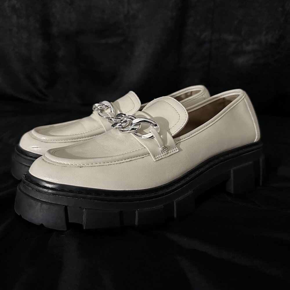 No Boundaries Size 8 Women's Lug Loafers